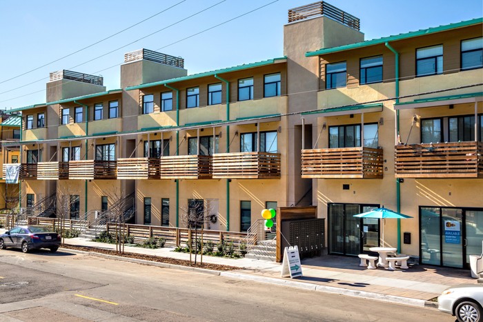 The contemporary, urban-style architecture was designed by Tanner Hecht Architecture and the construction team was directed by Highland Partnership Inc.