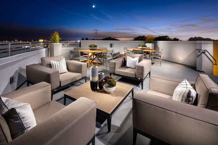 Rooftop terraces vary by lot and floor plan configuration but include ocean and city views for the best of both worlds.